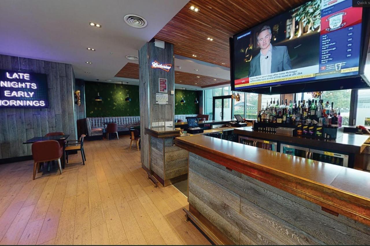 Village London Watford Hotel Elstree