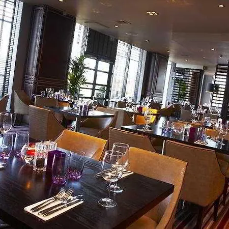 Village Hotel London Watford 