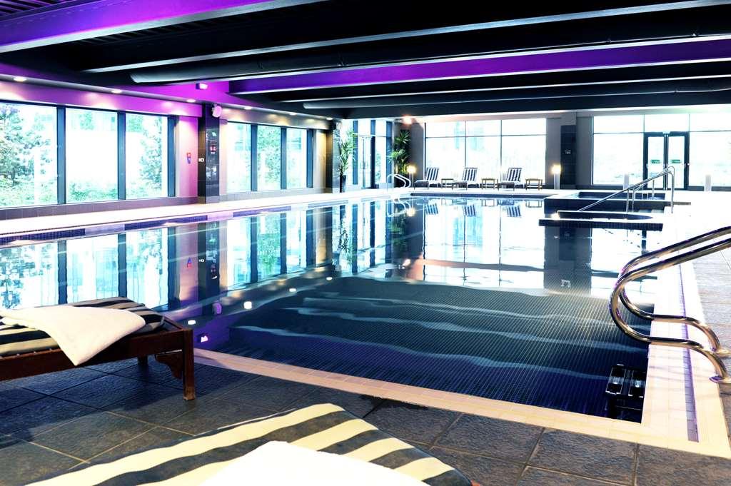 Village London Watford Hotel